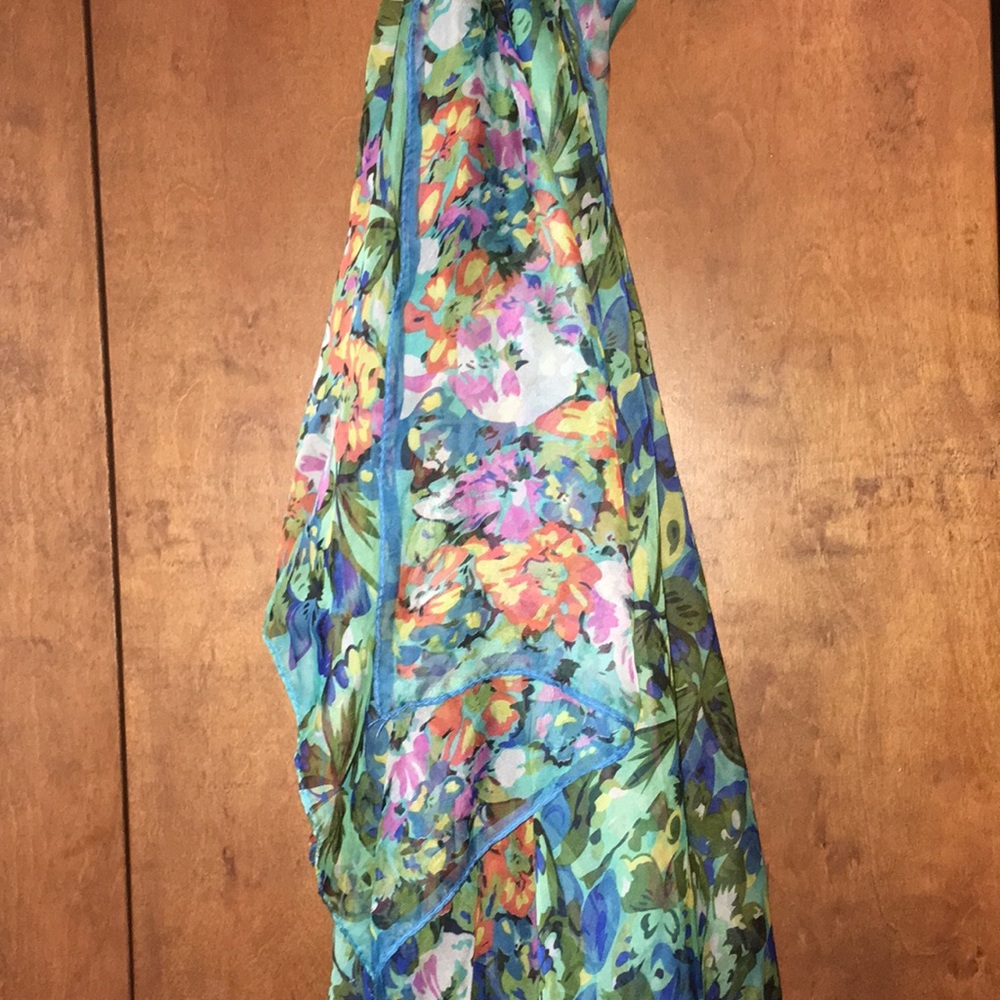 Square light scarf
